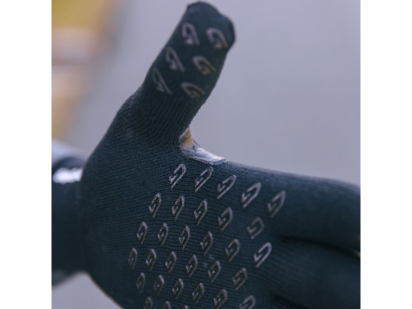 GripGrap Waterproof Knitted Winter Gloves, black | Bild 7