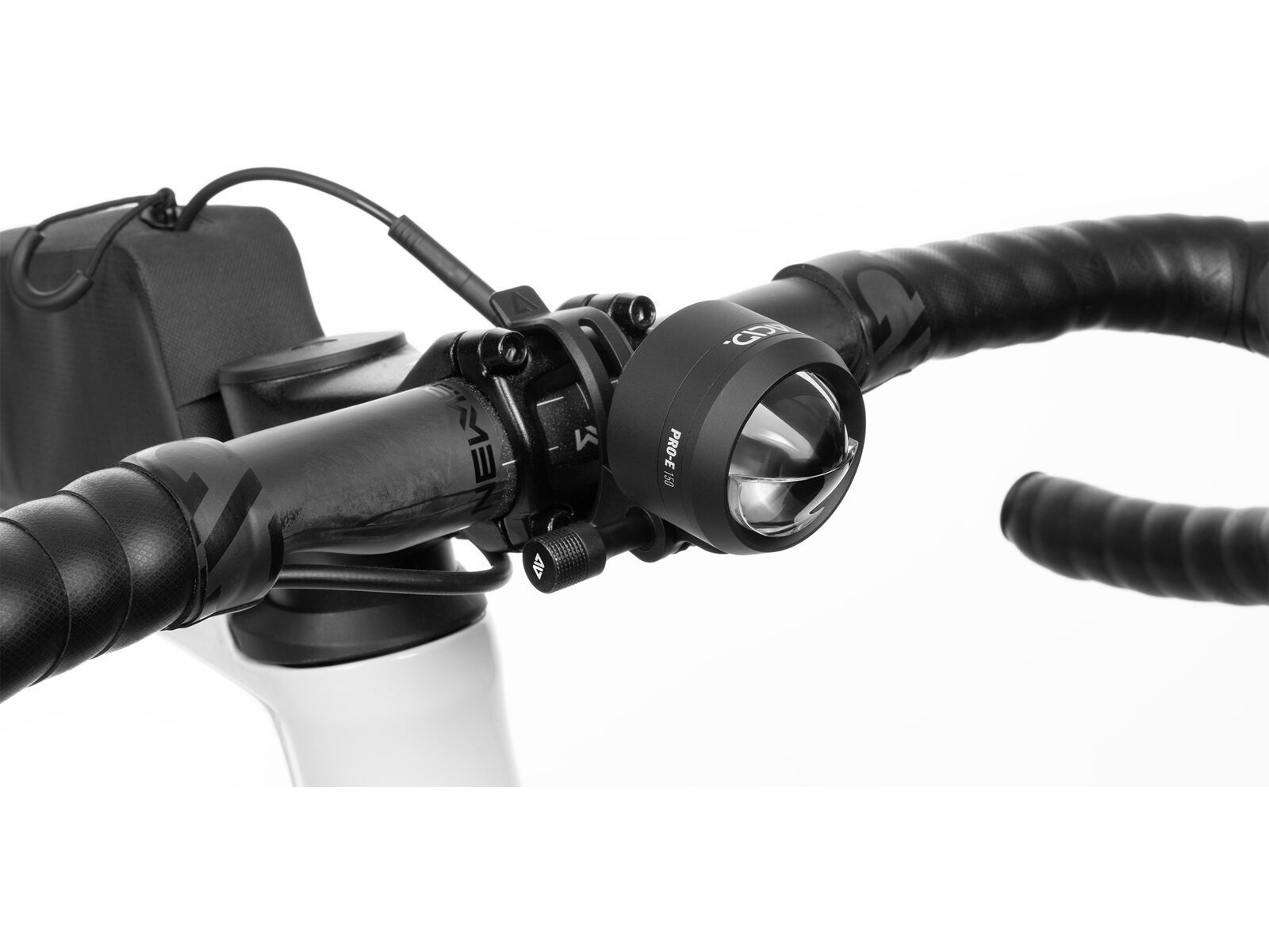 Cube Acid Frontlicht Pro-E 150 PowerBank, black, space grey`n`black | Bild 3