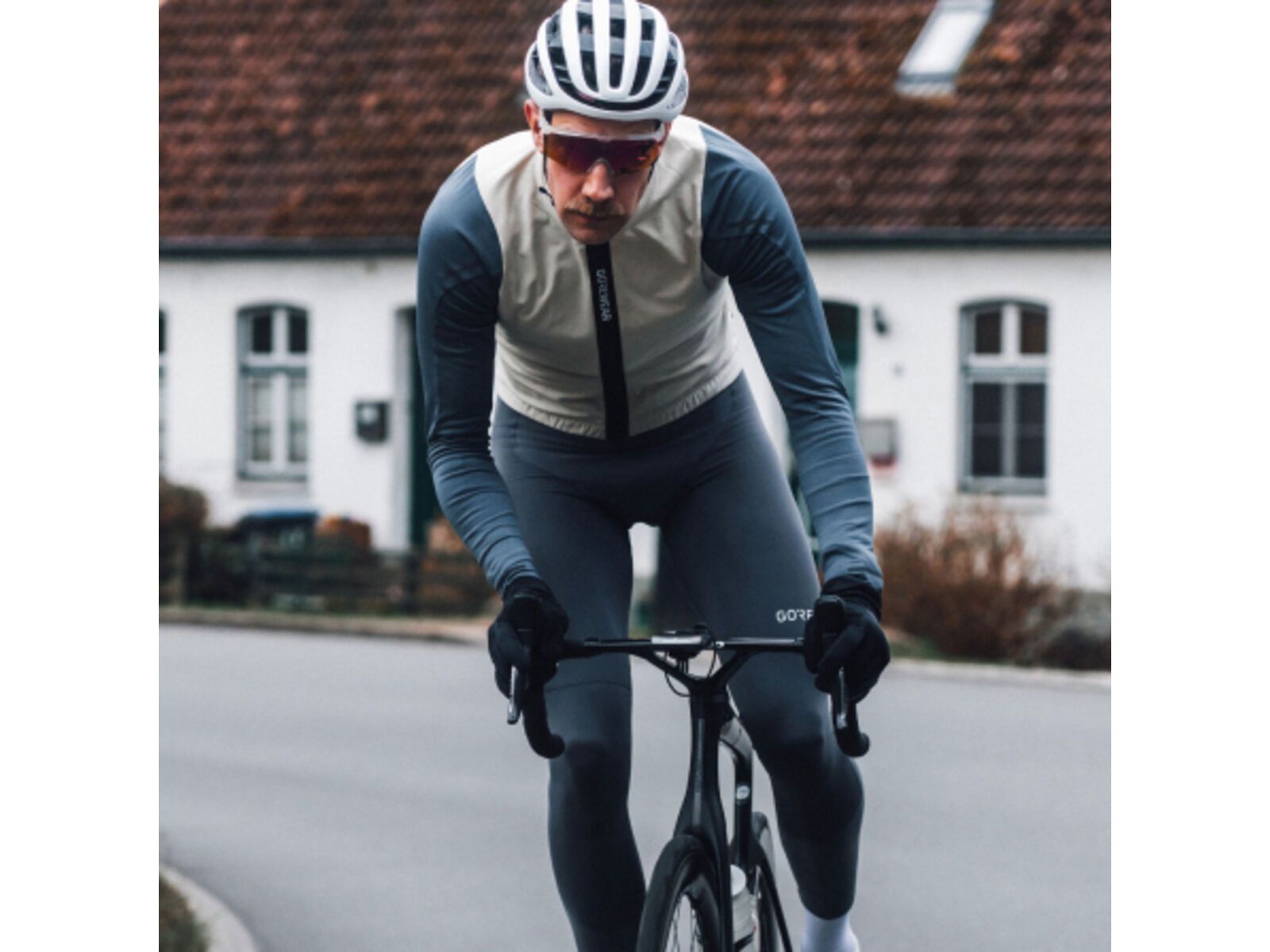 GOREWEAR Spinshift Thermo Langarm Trikot Herren, tech beige/lab graphite | Bild 9