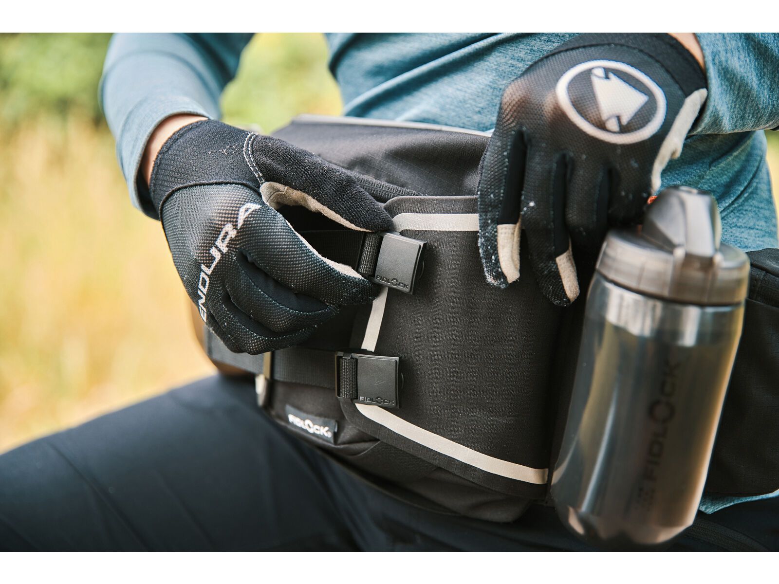 Fidlock Hip Belt Double + Bottle 450, black | Bild 9