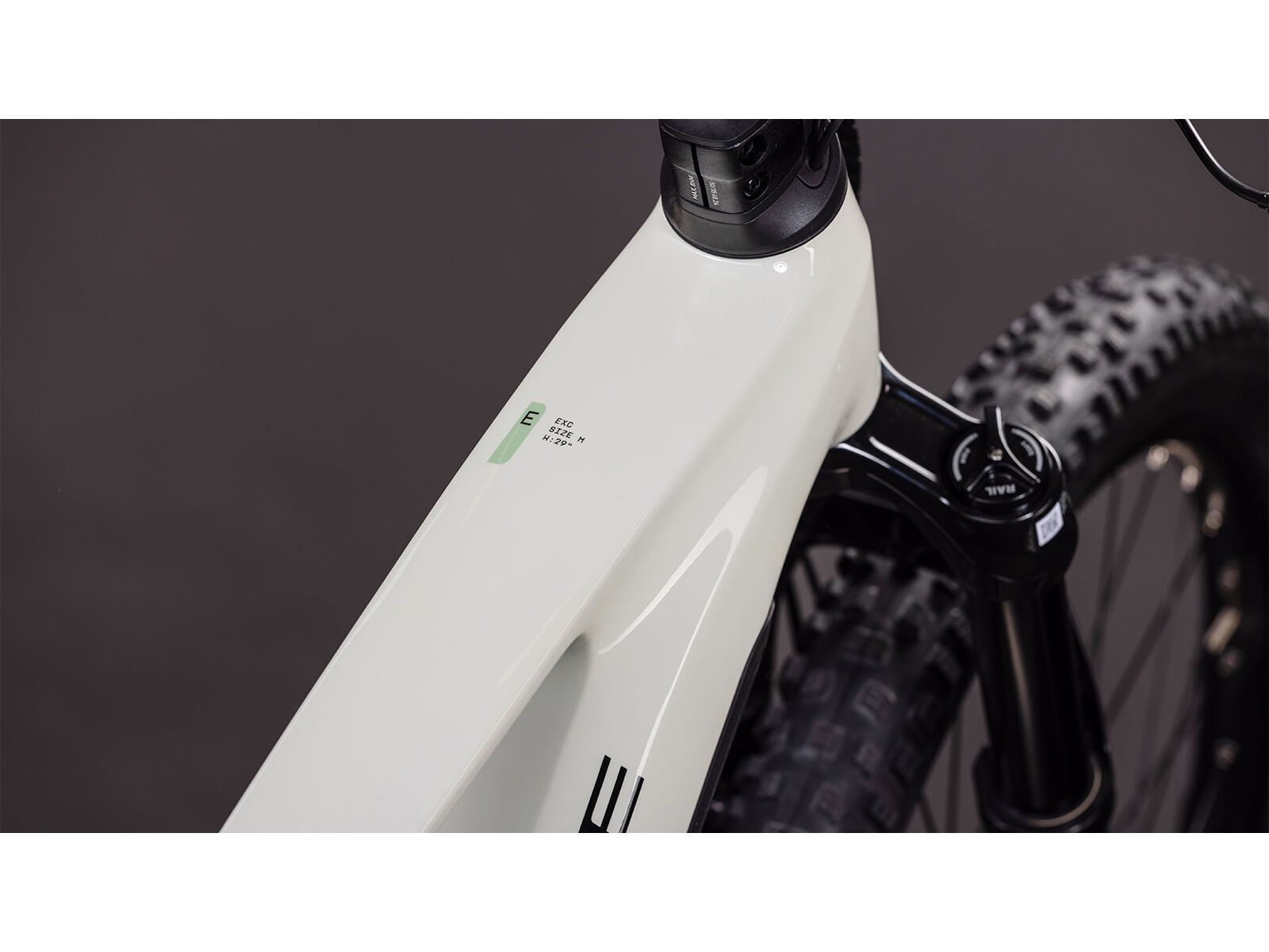 Cube Stereo Hybrid One44 EXC 800 27.5, desertstone´n´driedherbs | Bild 3