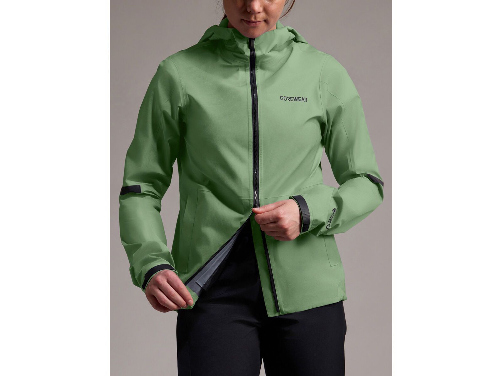 GOREWEAR Lupra 2.0 Gore-Tex Kapuzenjacke Damen, engine green | Bild 7