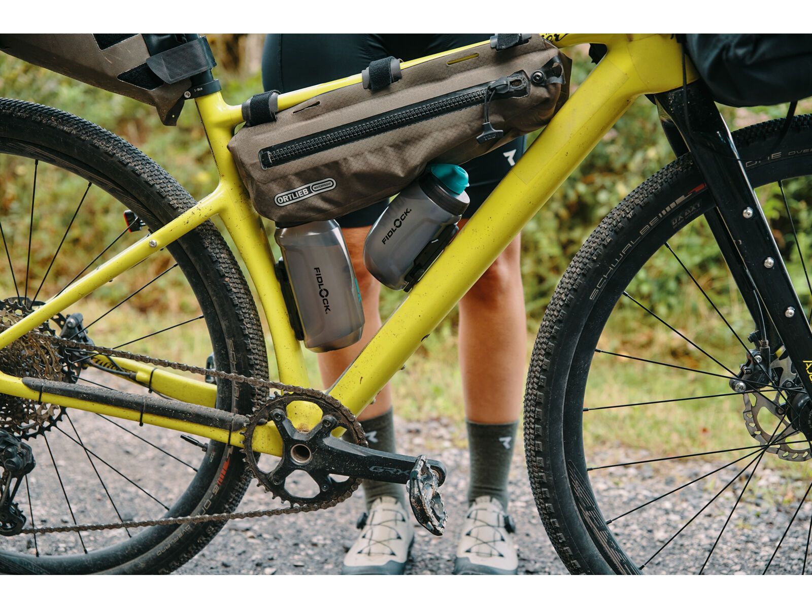 Fidlock Twist Bottle 450 Antibacterial + Bike Base, transparent black/light green | Bild 15