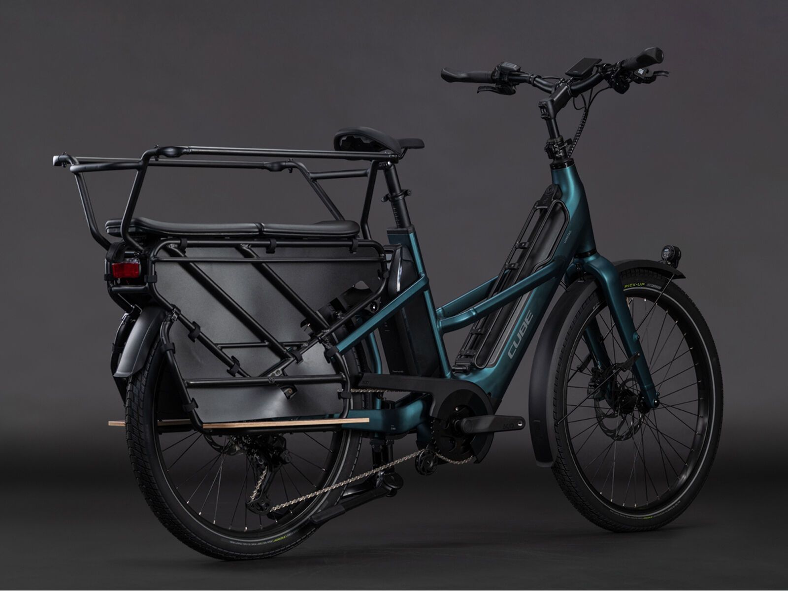 Cube Longtail Hybrid Family 800, royalgreen´n´black | Bild 2