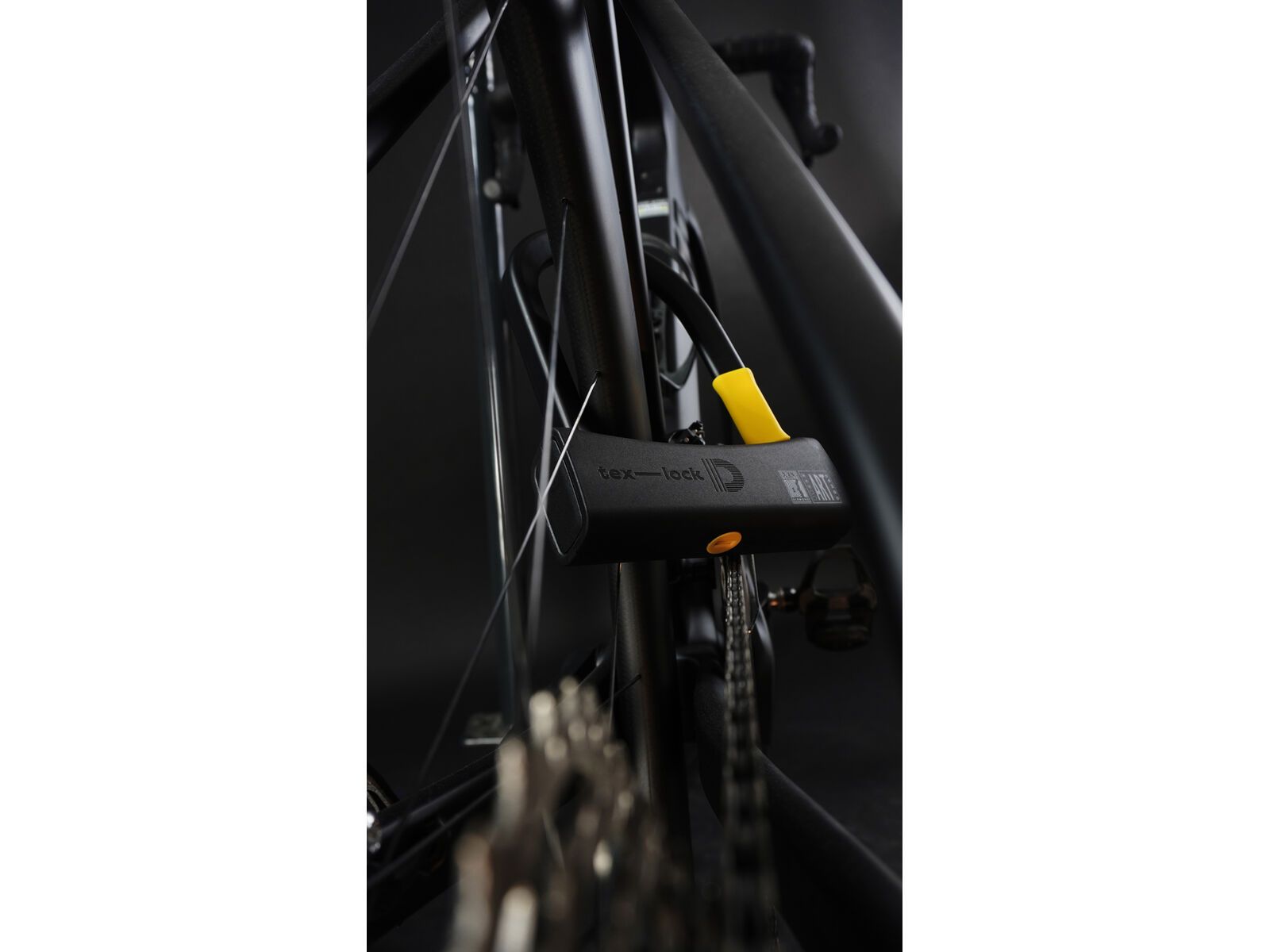 Trelock Steel U-Lock For Bikes - 102-230mm Shackle, 14mm Diameter, Black, Unisex Adult Bicycle Security