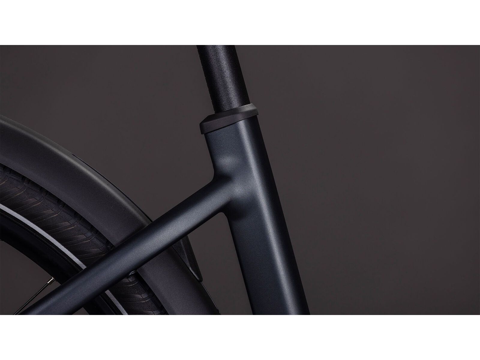 Cube Touring Hybrid One 600 Easy Entry, coal´n´chrome | Bild 6