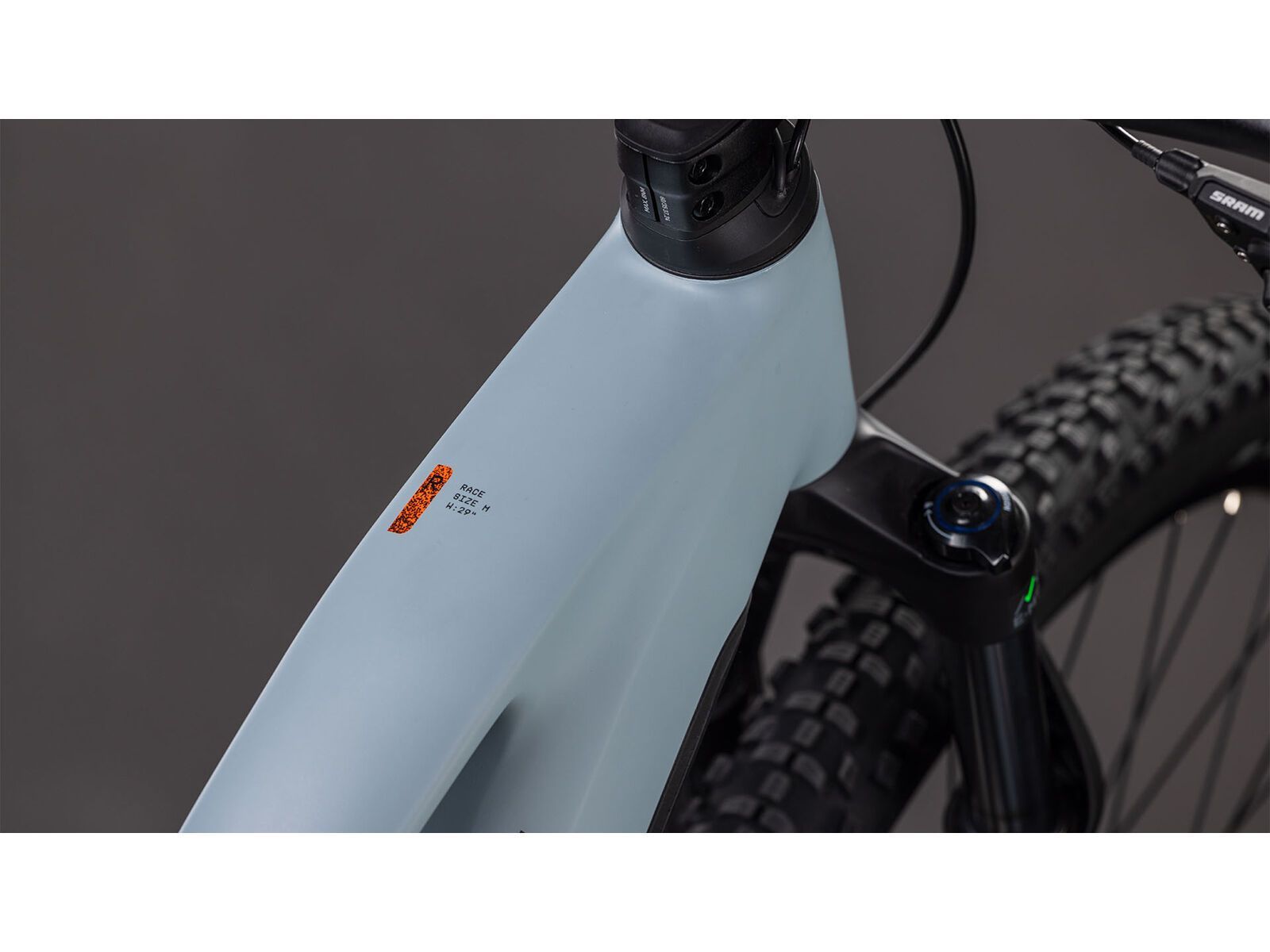 Cube Reaction Hybrid Race 800 Trapeze 29, vulcan´n´orange | Bild 3