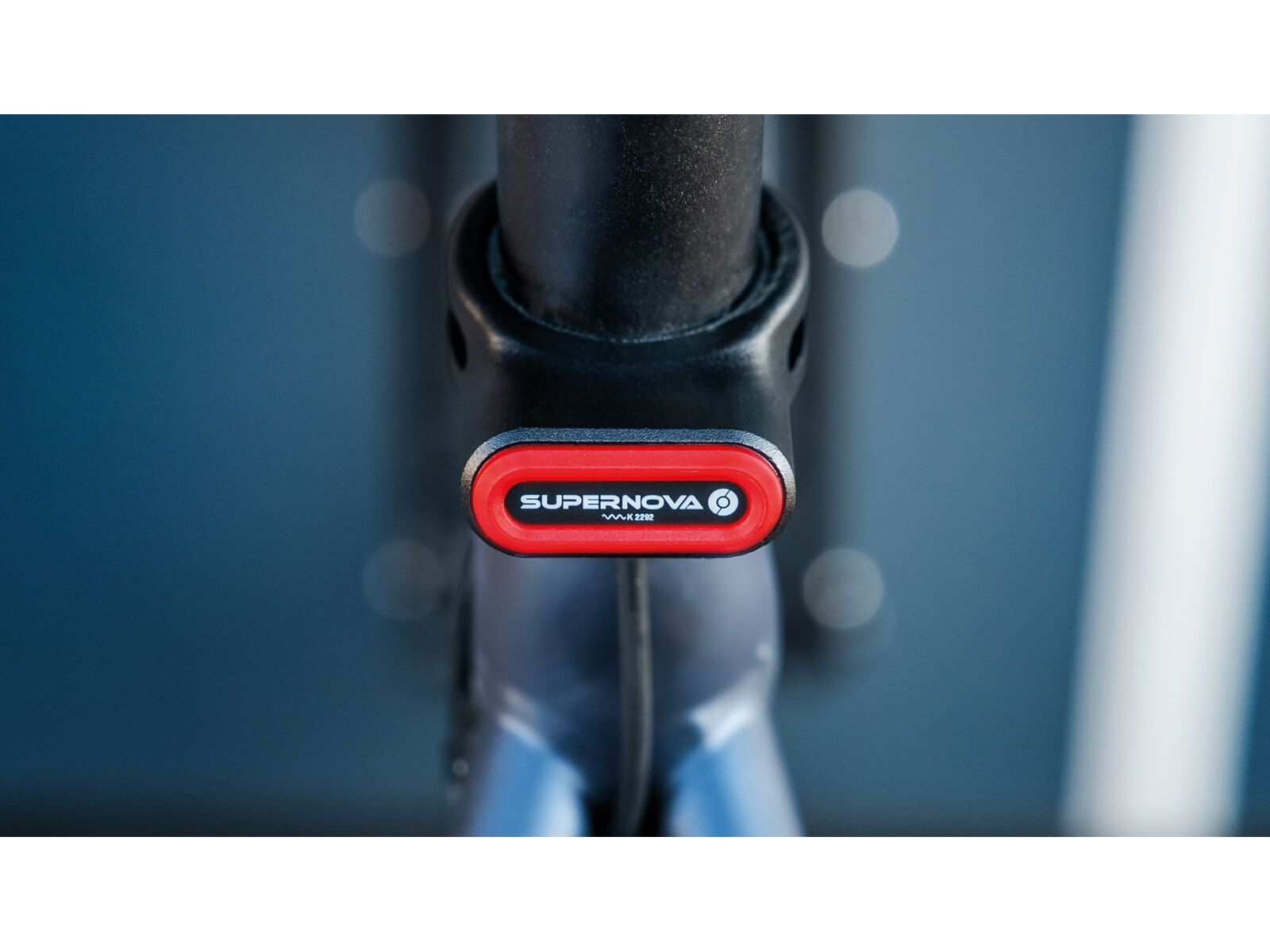 Supernova TL3 Mini Seatpost Clamp 12 V / 34,9 mm, black | Bild 3