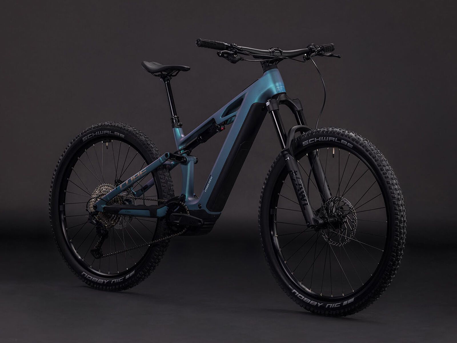 Cube Stereo Hybrid One44 HPC Race 800 27.5, smaragdgrey´n´prism | Bild 2