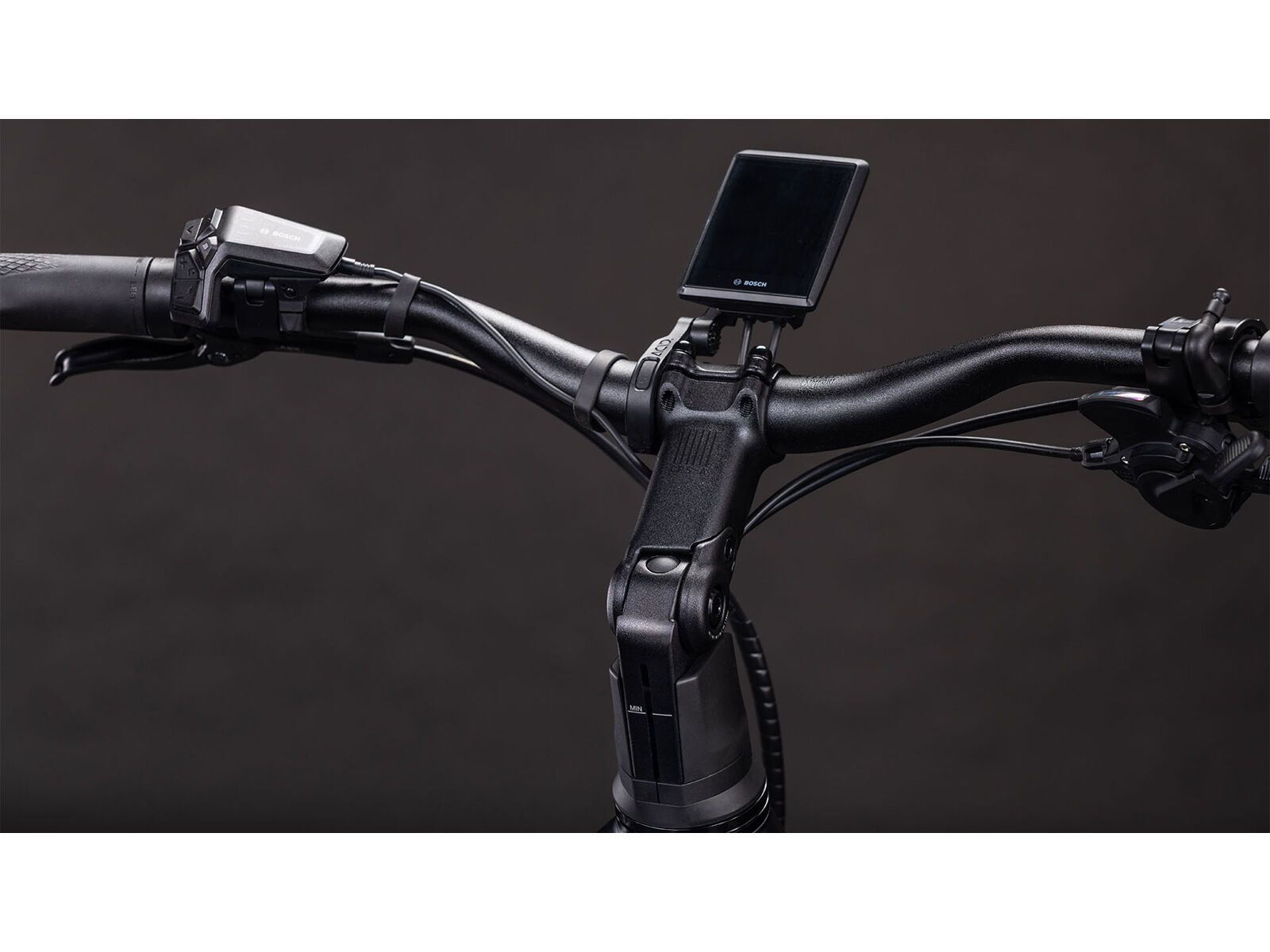 Cube Kathmandu Hybrid Pro 800 Easy Entry, coal´n´black | Bild 7
