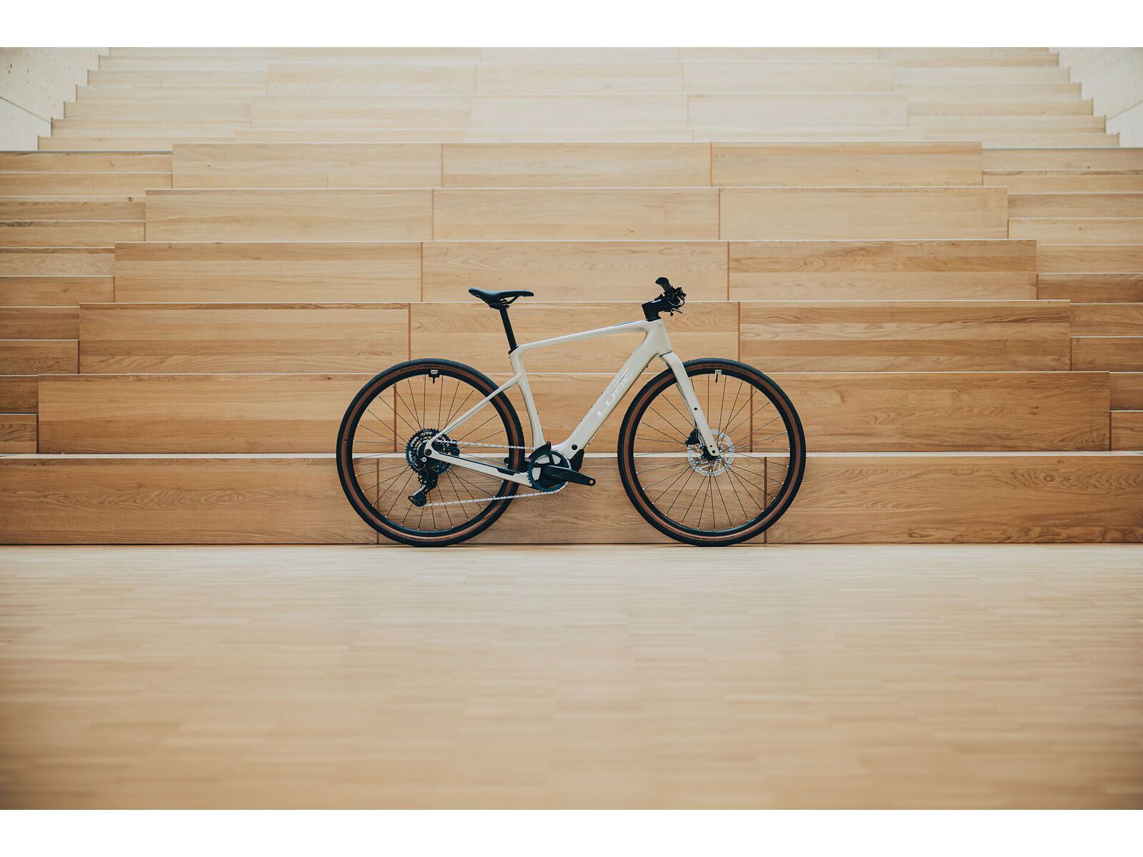 Cube Nulane Hybrid C:62 Race 400X, sleekgrey´n´prism | Bild 12