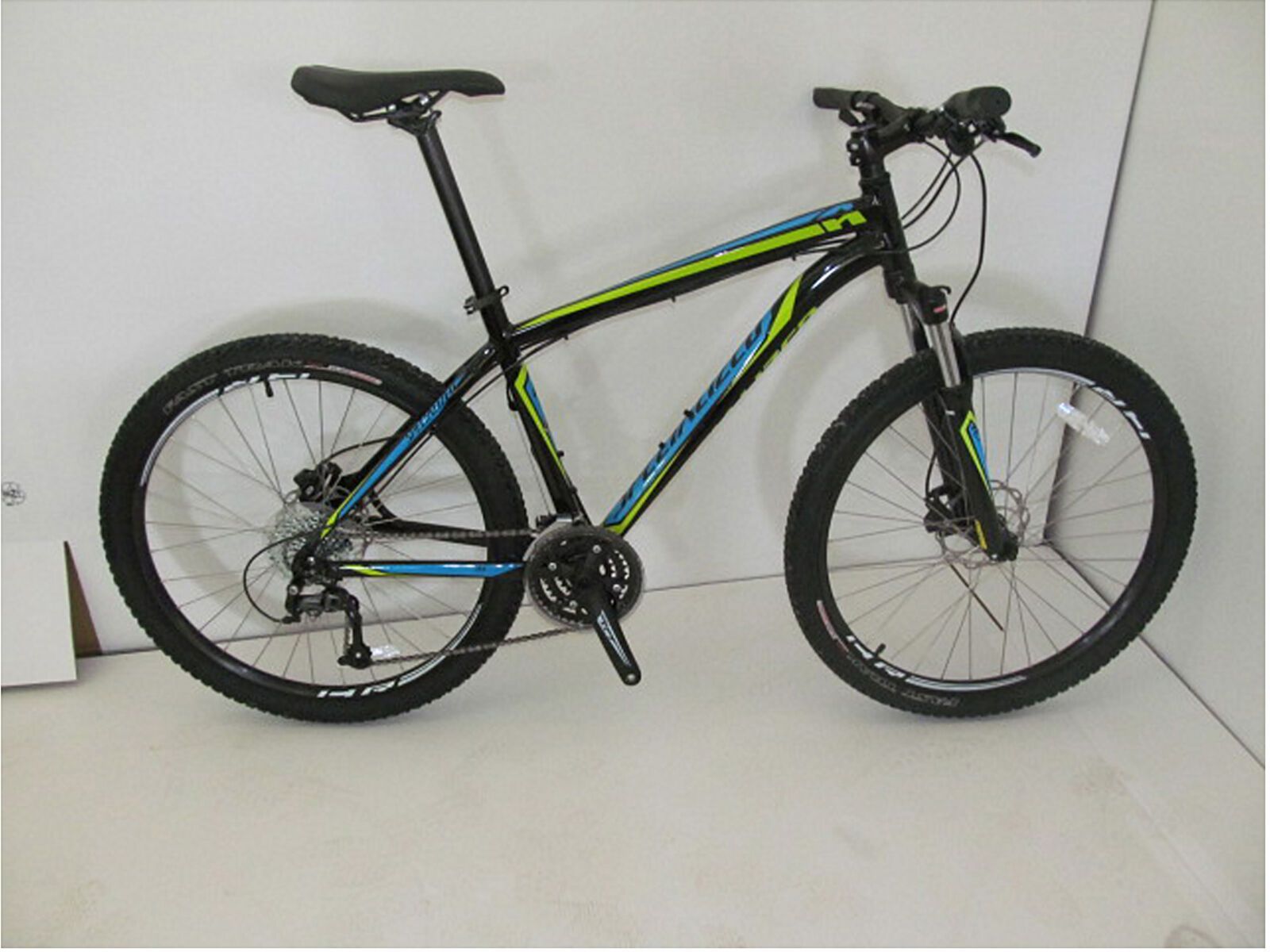 *** 2. Wahl *** Specialized Hardrock Sport Disc 2014, Black/Hyper/Cyan - Mountainbike | Größe M // 17,5 Zoll | Bild 3