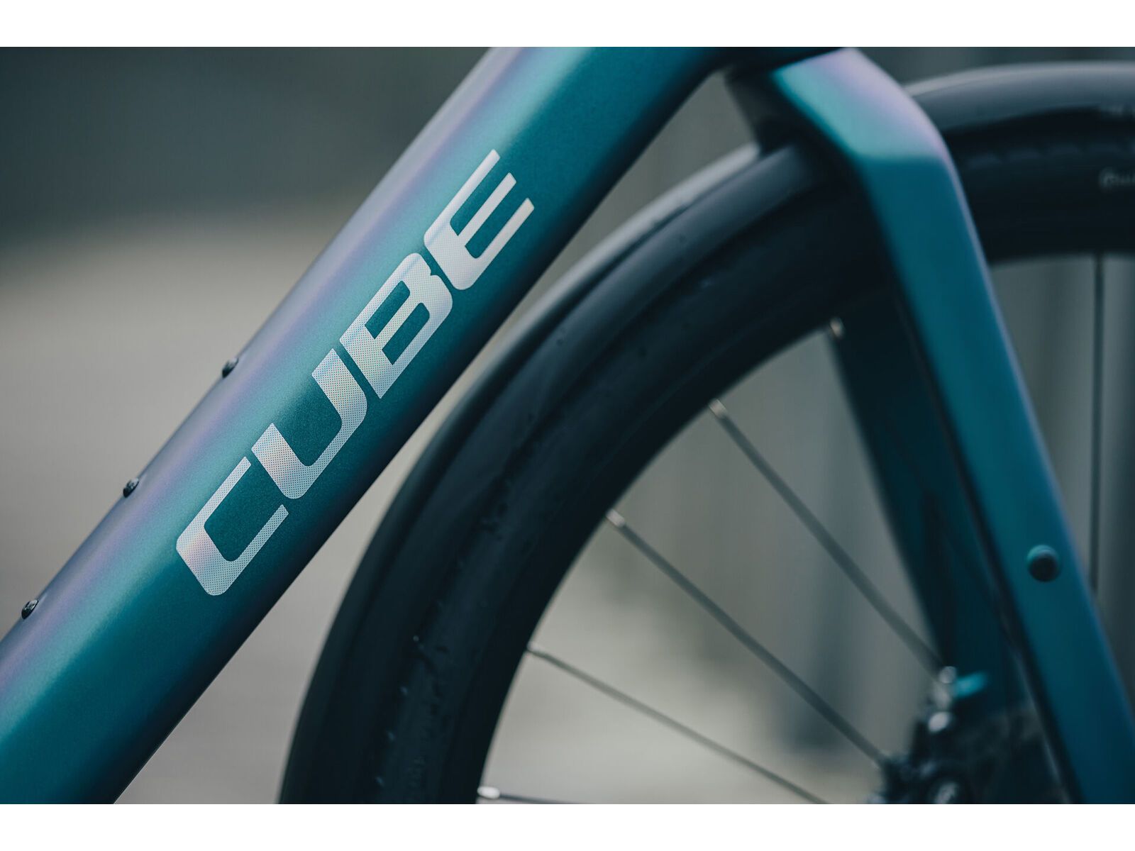 Cube Nulane Hybrid C:62 SLX 400X FE, polarlight´n´prism | Bild 7