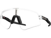 Oakley Sutro Lite Sweep, Clear To Black Iridium Photochromic / matte clear