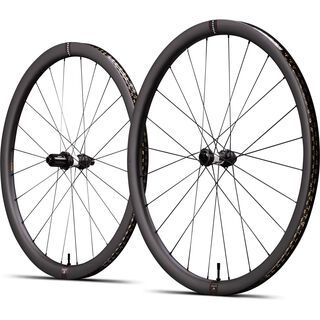 Reserve 34|37 Turbulent Aero / DT 180 / XDR - 700C