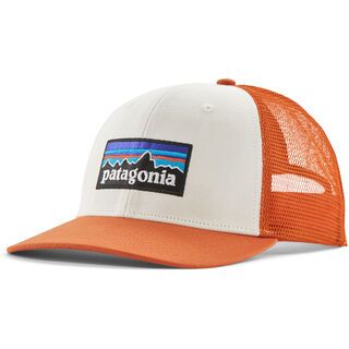 Patagonia P-6 Logo Trucker Hat white w/redtail rust