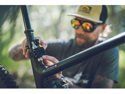 Lezyne Tubeless CO2 Blaster 2x 20 g, black/gold - Bild 4