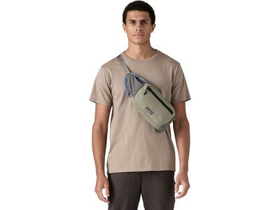 Patagonia Terravia Hip Pack, river rock green - Bild 4