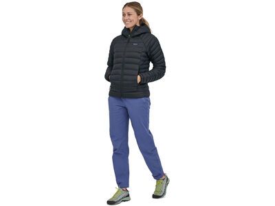 Patagonia Women's Down Sweater Hoody, black - Bild 4