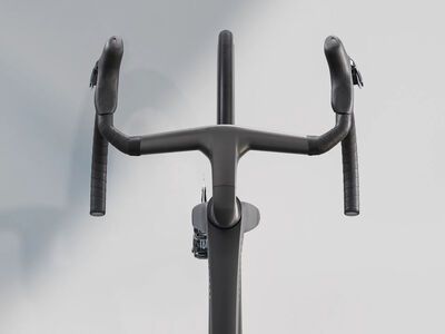 Trek Madone SLR 7 Gen 8, matte/gloss carbon smoke - Bild 3