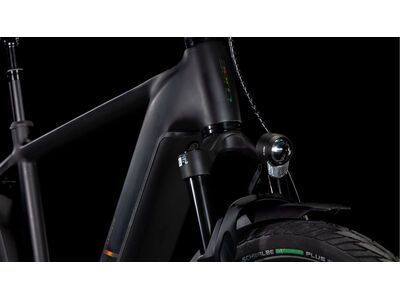 Cube Kathmandu Hybrid EXC 800, black´n´prism - Bild 6