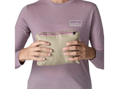 Patagonia Women's Nano Puff Hoody, light violet - Bild 9