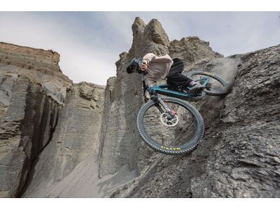 Santa Cruz Bullit C / 90 / MX, matte teal sparkle - Bild 11