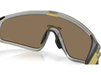 Oakley Latch Panel Alloy Collection, Prizm 24k / matte grey ink - Bild 5