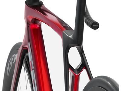 Trek Madone SL 7 Gen 8, gloss fury red/matte deep smoke - Bild 4