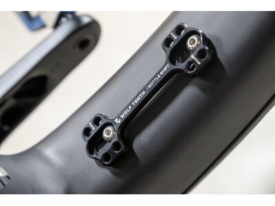 Wolf Tooth B-RAD Bottle Shift, black - Bild 4