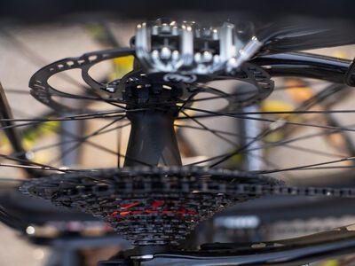 Amflow PL Carbon Pro - 800 Wh, cosmic black - Bild 14