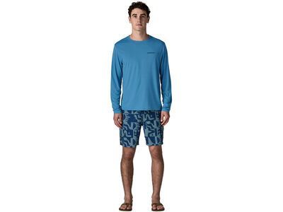 Patagonia Men's Long-Sleeved Capilene Cool Daily Shirt - Boardshort Logo, shore blue/light shore blue x-dye - Bild 6
