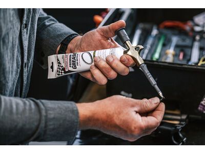 Finish Line Premium Grease with Trilinium - 100 g - Bild 4