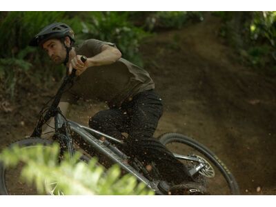 Santa Cruz Vala AL / 70 / MX, gloss lunar grey - Bild 22