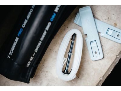 Schwalbe Aerothan Tube SCV 15-AE 28/700C Road - 23/32-622 / 60 mm - Bild 7