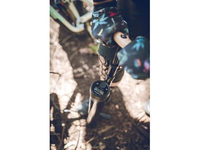 Lezyne Digital Pressure Over Drive, black gloss - Bild 6