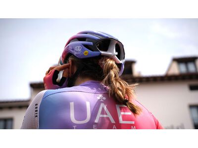 MET Trenta 3K Carbon MIPS, motion blur/matt - Bild 14