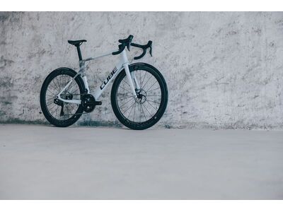 Cube Agree C:62 Race, glacier´n´black - Bild 13