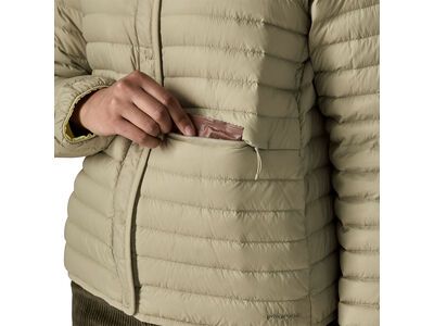 Patagonia Women's Lightweight Reversible Down Sweater Cardigan, weathered stone - Bild 6