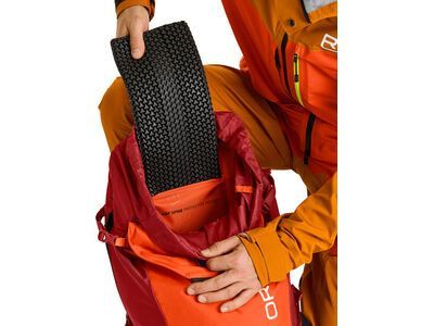 Ortovox Ravine 28, black raven - Bild 5