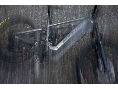 Santa Cruz Vala AL / 70 / MX, gloss lunar grey - Bild 26