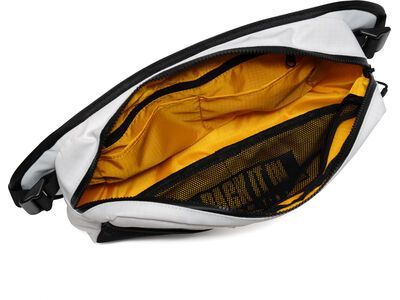 Capsuled Hip Bag, cloud dancer - Bild 7