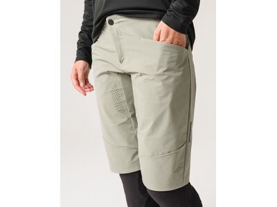 Ortovox Sequence Trail Shorts W, green sage - Bild 9