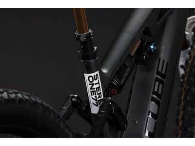 Cube Stereo Hybrid One77 HPC AT 800, carbon´n´white - Bild 4