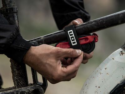 ION Fix Strap S, black - Bild 3