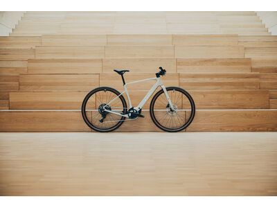 Cube Nulane Hybrid C:62 Race 400X, sleekgrey´n´prism - Bild 12