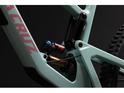 Santa Cruz Nomad CC / X0 AXS / MX, gloss light teal - Bild 4