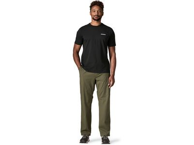 Patagonia Men's P-6 Logo Responsibili-Tee, black - Bild 6
