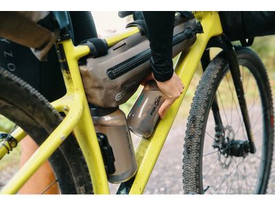 Fidlock Twist Bottle 450 Antibacterial + Bike Base, transparent black/light green - Bild 20