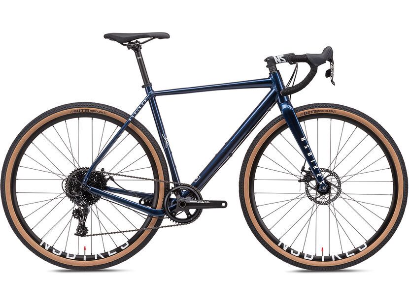 orbea hardtail mountainbike Laufey H30 2024 Blue M Color:Diamond Blue Leather Fahrradhelm Sportivo online kaufen C12 Single Speed absorption and low weight.
